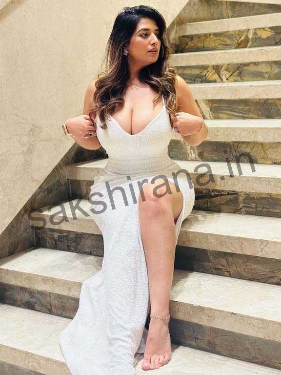 Visakhapatnam aged housewife Call Girl